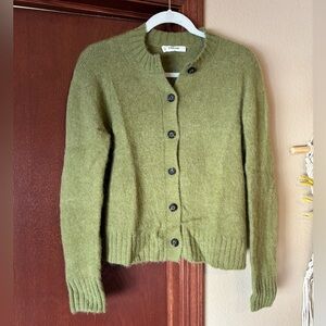Evereve The Crew Cardigan in Alpaca